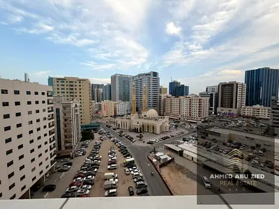 اكبرغرفة وصالة ماستربخزائن حائط بباركينج خاص بابراج عجمان وان،برج سكني مميزعملي في موقع حيوي قريب من جميع الخدمات وسهولة الوصول الي مخرج دبي والشارقة