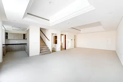 Corner Plot | Well Maintained | Modern Finishing