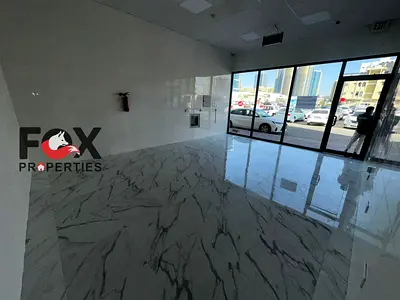 محل للإيجار في الراشدية 2 مساحة 395 قدم موقع مميز بجوار الفالكون 4 دفعات سعر مناسب