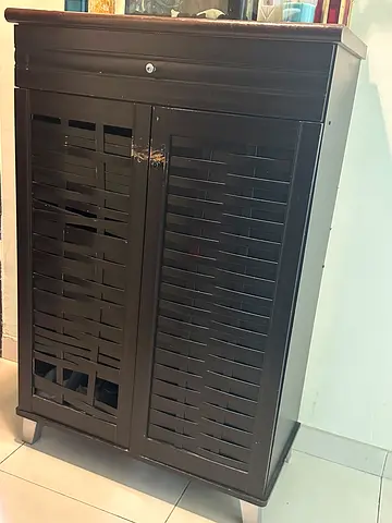 Dark Wooden Shoe Cabinet / Storage Cupboard - 2-Door with Slatted Front