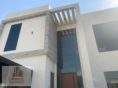 للبيع فيلا  بتصميم مودرن  في امارة الشارقة منطقة الحوشي تتميز الفيلا بتشطيباتها الراقية والممتاز  ومساحتها الواسعه  واجهات  وتشطيبات وارضيات رخام