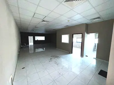 GRAND WAREHOUSE | GROUND + MEZZANINE | 60KW