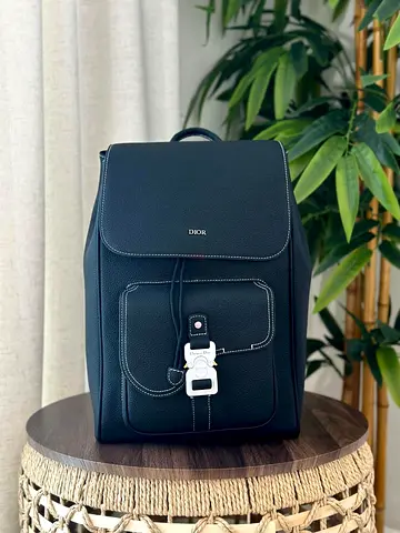 Dior backpack 🎒