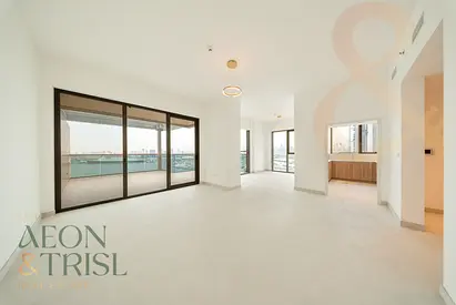 3 Bedroom | Waterfront Unit | Premium Amenities