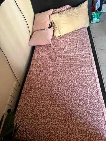 Single cot mattress