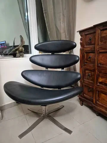 Original Corona Leather Chair