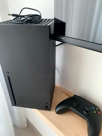 Microsoft Xbox Series X with Controller - Perfect  Condition