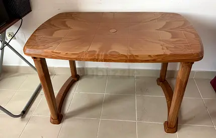 Cello senator dinning table