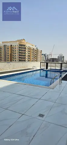 استوديو مفروش | برج BNH 3 | شرفة ومسبح | إطلالة على المدينة