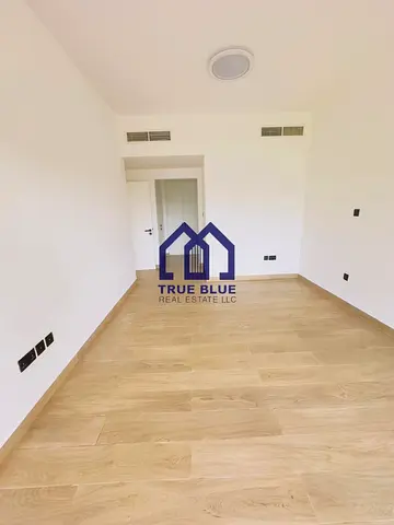 Stylish 1 Bedroom |Golf View |Fully Modified