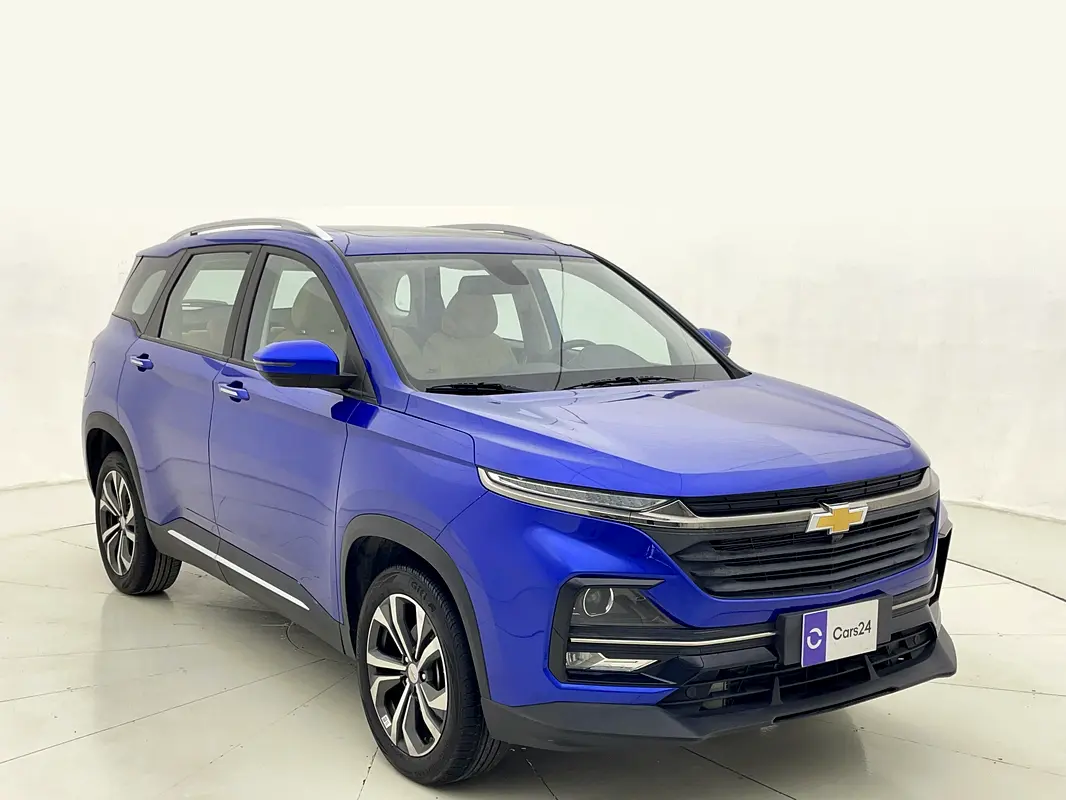 Chevrolet Captiva 2025 — photo 1 of 13