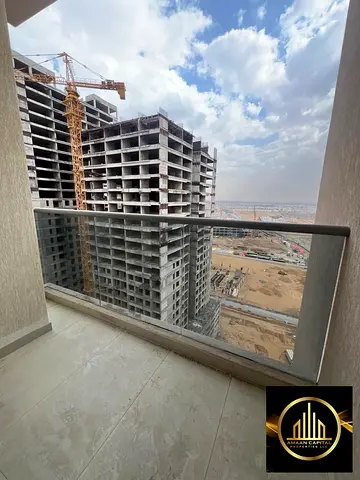 Studio for rent in the Al-Amira area with an open view and a balcony