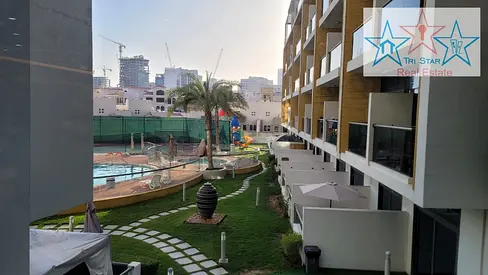 SPACIOUS ONE BEDROOMS WITH SEPRATE LAUNDRY AREA NEAR CIRCLE MALL