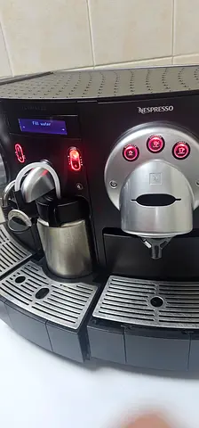 Nespresso Gemini CS220 Professional Coffee Machine – Dual Head – Excellent Condition For sale Nespre