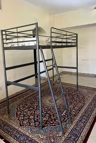 Metal Loft Bed with Ladder - Single size 90x200 cm