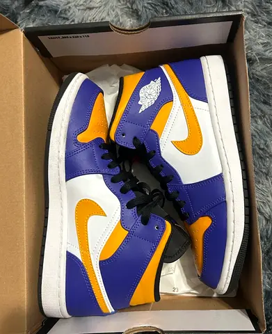 Air Jordan 1 Mid Lakers in Purple, Yellow  White Colorway Size EU 40