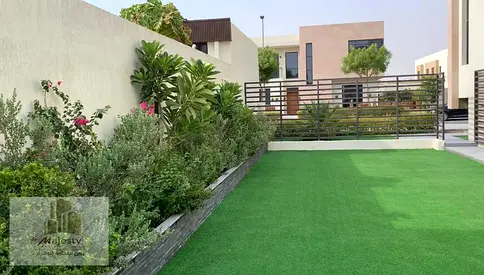 فيلا فخمة مستقلة على شارعين في امارة الشارقة مساكن نسمة