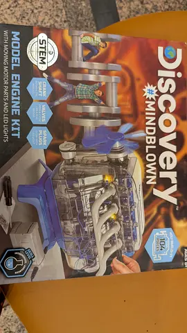 Discovery Mindblown Model Engine Kit (STEM) - Working Motor Parts  Lights
