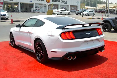 صورة مصغرة 6 لـ 2020 FORD MUSTANG