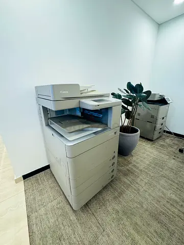 Canon multifunction office copier/printer in good working condition