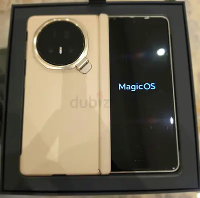 Honor flagship smartphone (good condition) with box