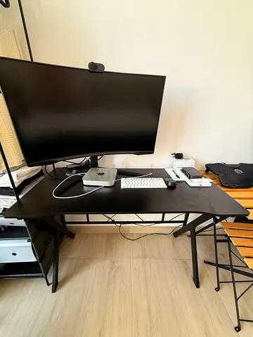 Black Table Desk