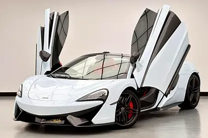 2018 McLaren 570s Spider, McLaren Service History, Excellent Condition, GCC