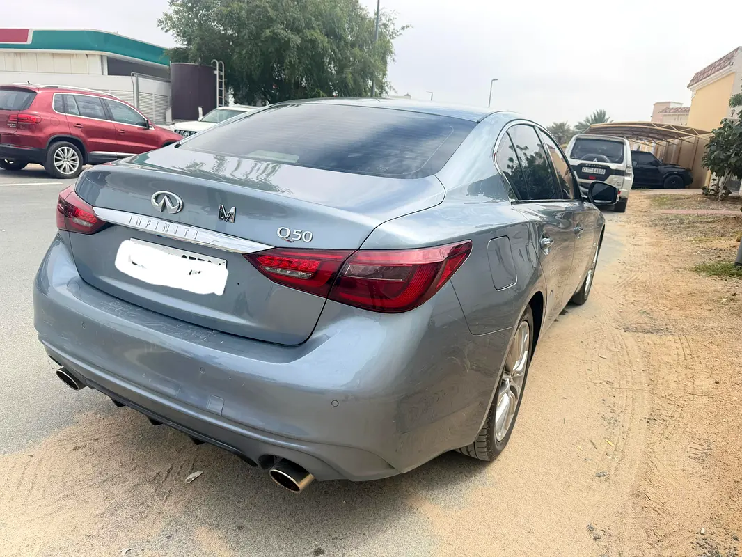 Infiniti Q50 2018 — photo 1 of 17