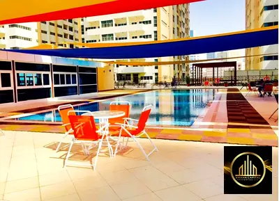 ٣ غرف وصالة وغرفه خادمة و ٥ حمام للبيع اقساط عجمان وان تاور