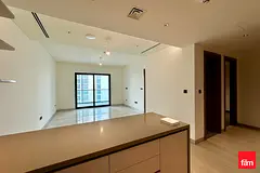 Lagoon view | High floor | Study room