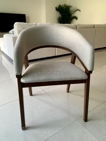 Available high quality oc home dining chairs like a new