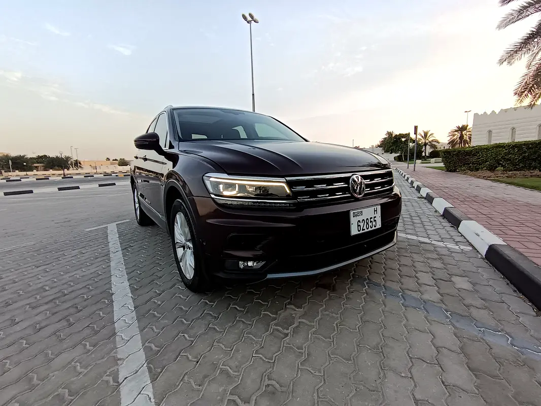 Volkswagen Tiguan 2018 — photo 1 of 19