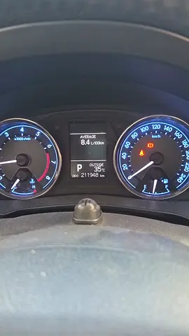 Toyota Corolla Limited 2015 (Japanese Specs) Sunroof  Keyless Start (Push Button)