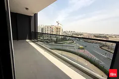 2 Bedrooms apartment with closed kitchen in Liwan.