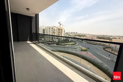 2 Bedrooms apartment with closed kitchen in Liwan.