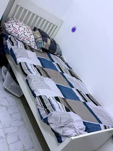 Single Bed with Mattress – Good Condition