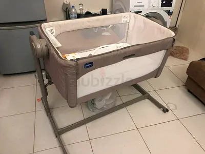 Baby crib, car seat and swing chair for free, to be picked up within 2 days