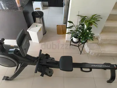 Pro-Form Rowing Machine – excellent condition
