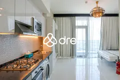 Furnished Studio Apartment | Mid Floor I Vacant