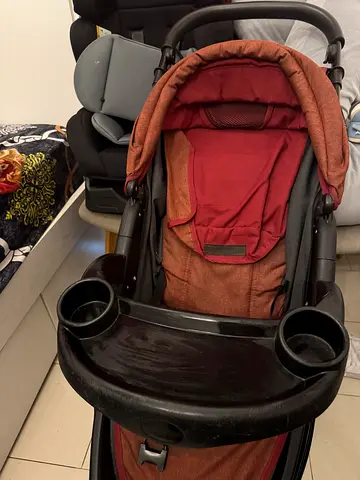 Lightly used baby stroller with removable tray and cup holders
