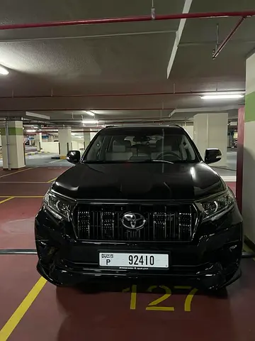 TOYOTA PRADO 4.0L VXR Adventure in Black (Attitude Black Mica)