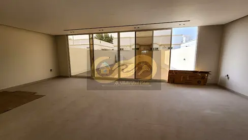BRAND NEW / 3 BEDROOM / TV LOUNGE / HUGE PRIVATE GARDEN / PRIVATE ENTRANCE I PVT PARKING I MAID & L