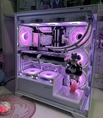 Custom White RGB Gaming PC - High-End Watercooled Build