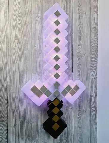 MINECRAFT Light-up Adventure Sword w/Sound Effects 2017