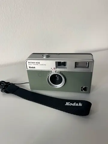 Kodak Ektar H35 Half Frame Camera