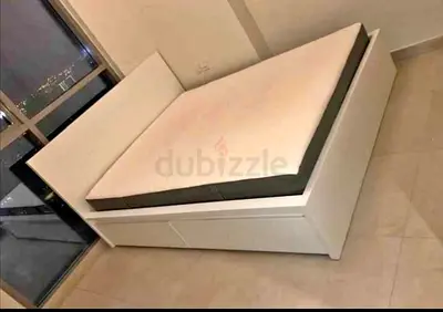 Malam king size bed 180/200cm bed with 2 storage drawers underneath and Ikea mattress