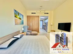 well Furnished Chiller Free Studio Near Bus Stop