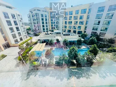 Luxurious Furnished || With Garden || Hot Offer 6/12 Cheques