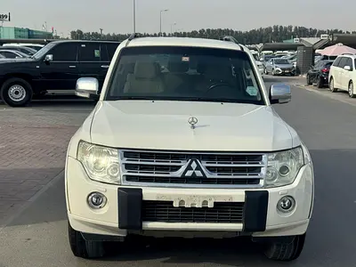 Mitsubishi Pajero GLS 2011 - GCC Specs - Well Maintained