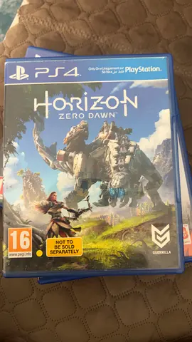 Horizon Zero Dawn (PS4) — Complete Disc,